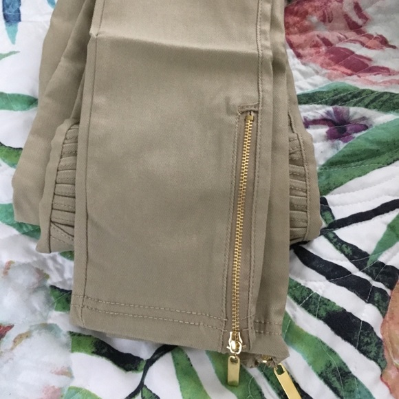 NEW KHAKI MOTO LEGGING - Picture 3 of 5